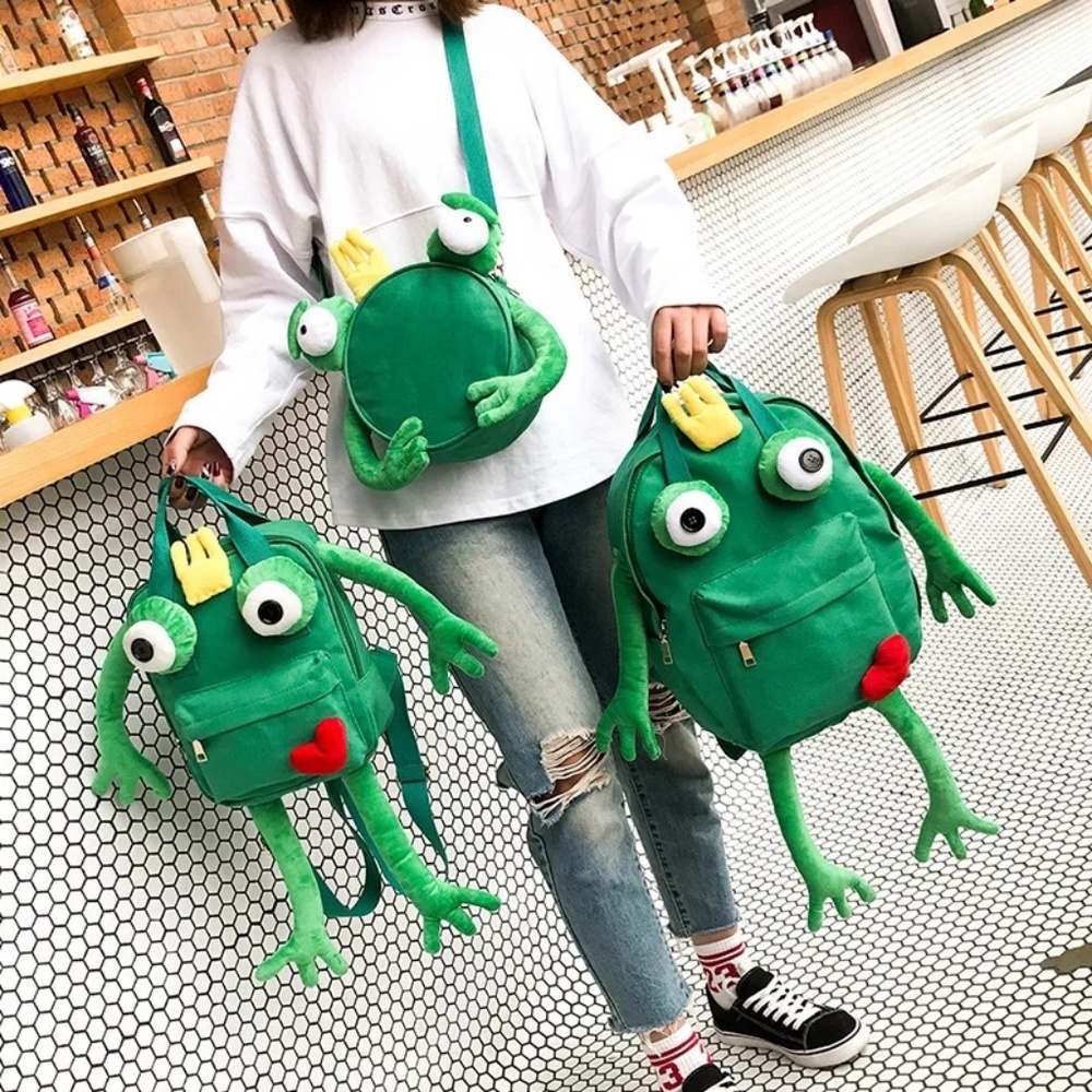 Cute backpack - Picture 2 of 3